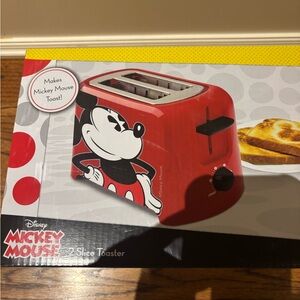 New Disney Mickey mouse 2 slice to áster